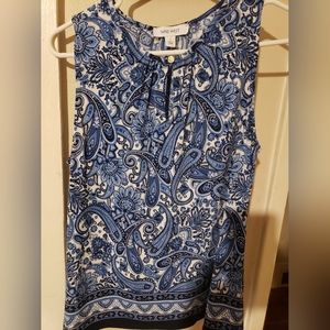 Sleeveless blouse